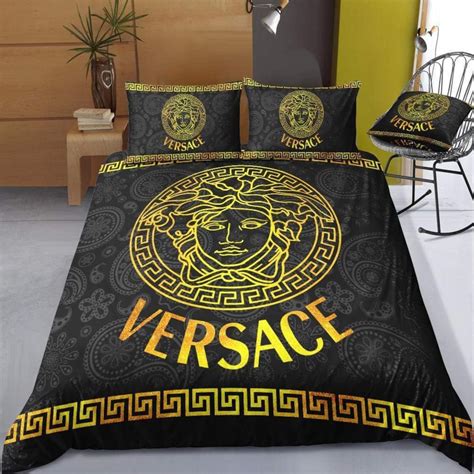 Versace la va bedding